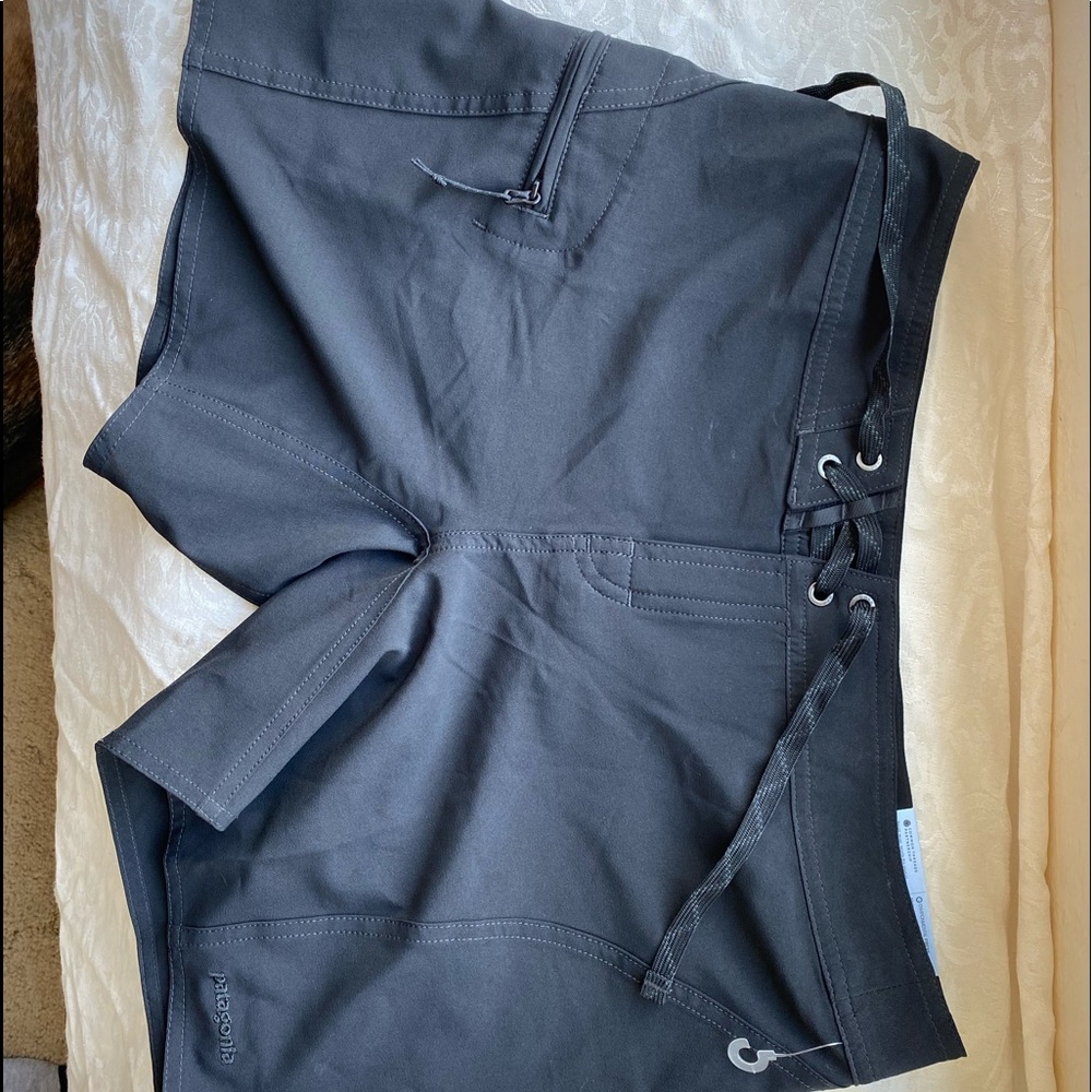 patagonia women’s meridian board shorts